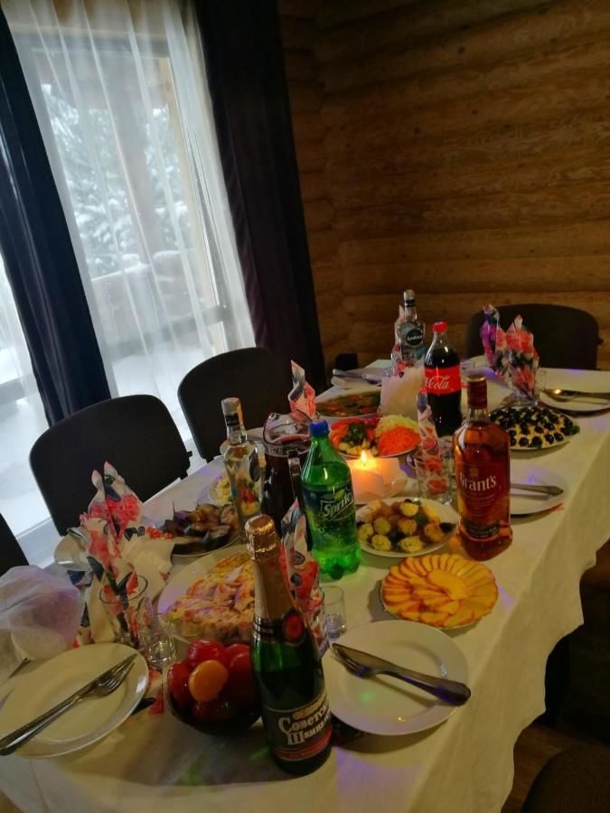 Апартаменты В 4-х ДУБАХ Khoroshki